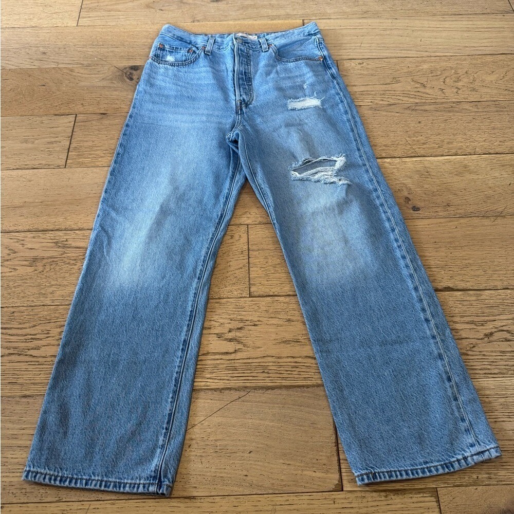 Levis Premium Ribcage Straight Ankle Jeans Light Wash Distressed Size 24 (850)‎